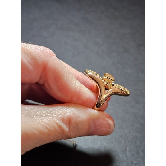 **Final Sale** Rose gold tone oval rhinestone ring - Picture 7 of 10